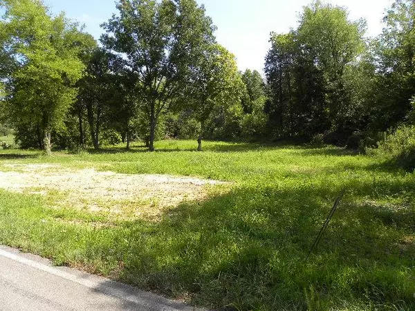 Hohenwald, TN 38462,615 Cane Creek Rd
