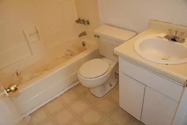 Hermitage, TN 37076,4544 Brooke Valley Dr