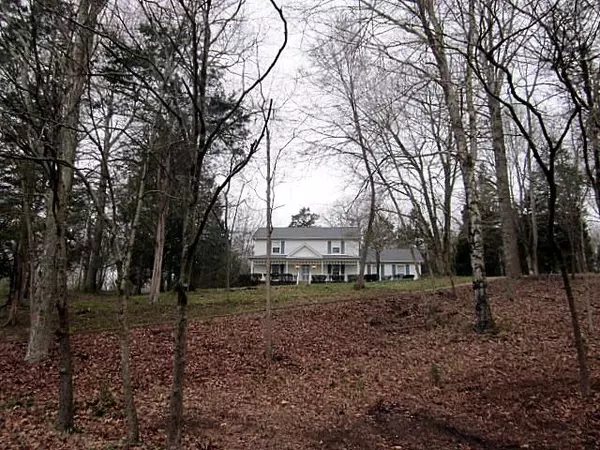 Burns, TN 37029,209 Beechwood Dr