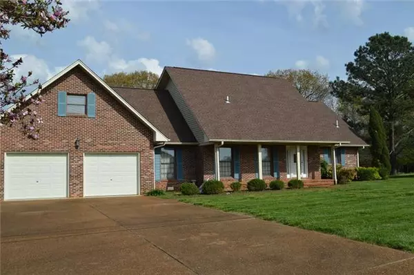 Winchester, TN 37398,305 Pickney Rd