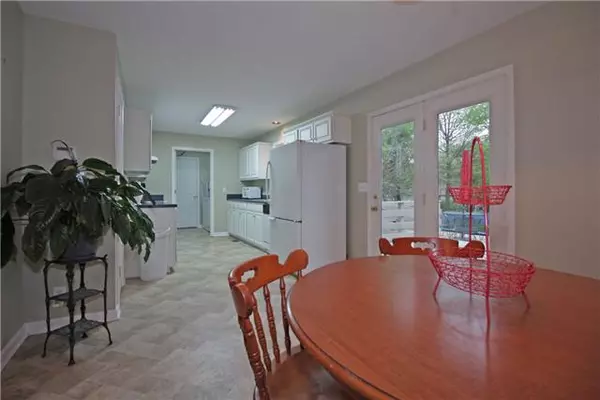 White House, TN 37188,124 Honeysuckle