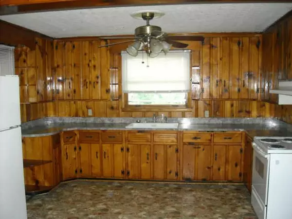 Charlotte, TN 37036,3855 Highway 49 E