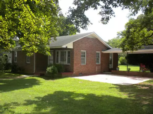 503 W Main St, Decherd, TN 37324