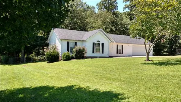 1036 W Stone Creek Trl, Greenbrier, TN 37073