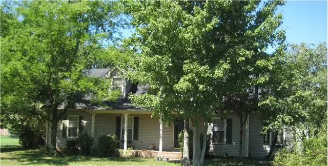 5916 Montaque Ave, Rockvale, TN 37153