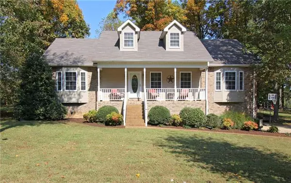 2016 Apollo Dr, White House, TN 37188