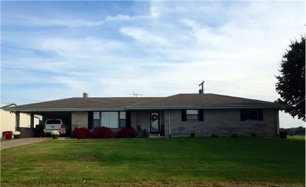 3712 Rocky Mound Rd, Westmoreland, TN 37186