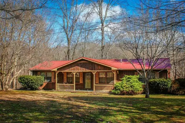 261 Cooper Ln, Winchester, TN 37398