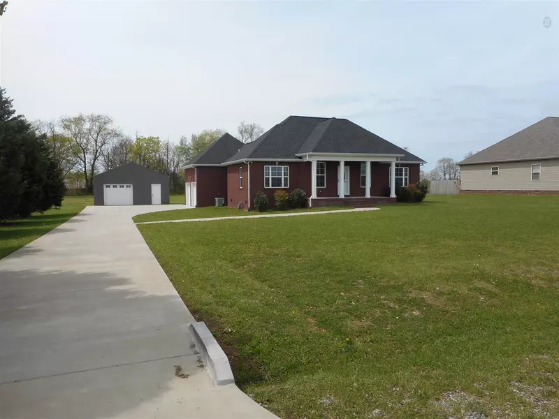 1043 Richards Trce, Orlinda, TN 37141