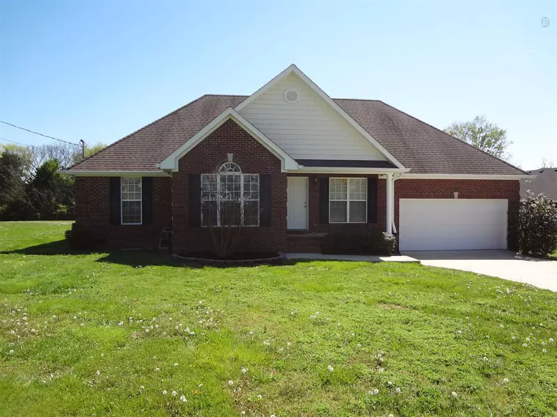 204 Sunny Side Dr, Chapel Hill, TN 37034