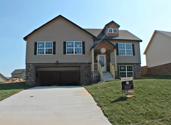 796 Banister Dr, Clarksville, TN 37042