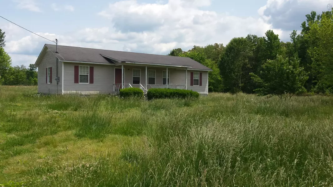 944 Baxter Hollow Rd, Belvidere, TN 37306