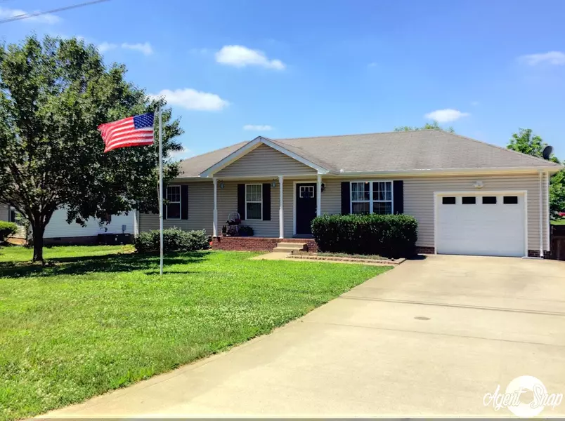 1854 Cottingham Ct, Clarksville, TN 37042