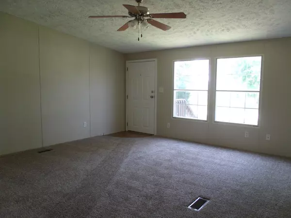 Belvidere, TN 37306,4816 Old Salem Lexie