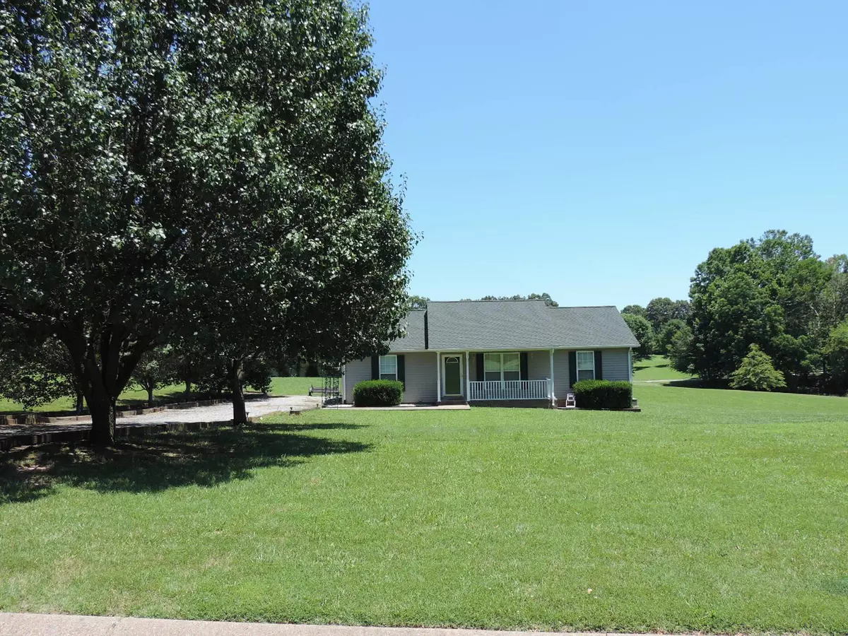 Greenbrier, TN 37073,1034 Chickasaw Trl