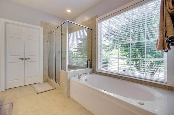 Franklin, TN 37067,3020 Coral Bell Ln