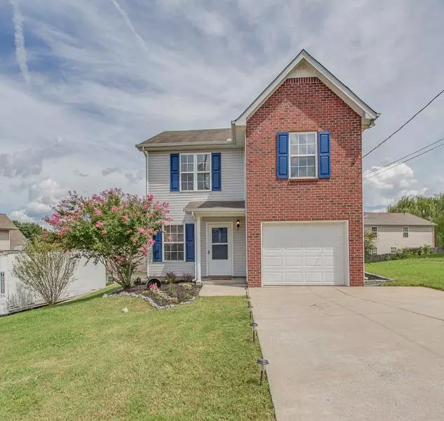 1203 Shannon Ln, La Vergne, TN 37086