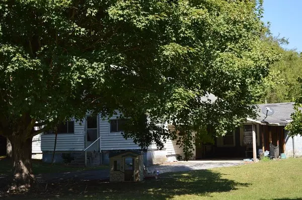 Huntland, TN 37345,2376 Beans Creek Rd