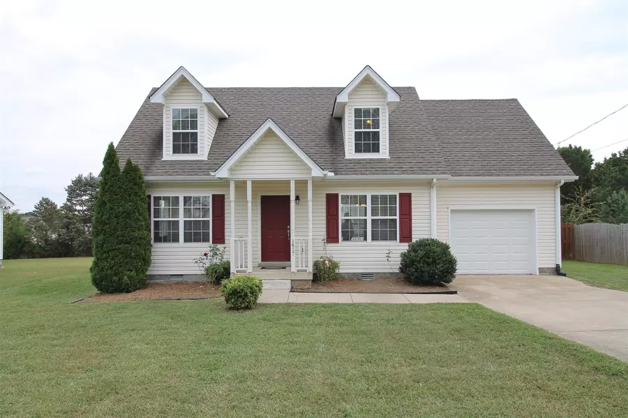 1417 Tuffnell Dr, La Vergne, TN 37086