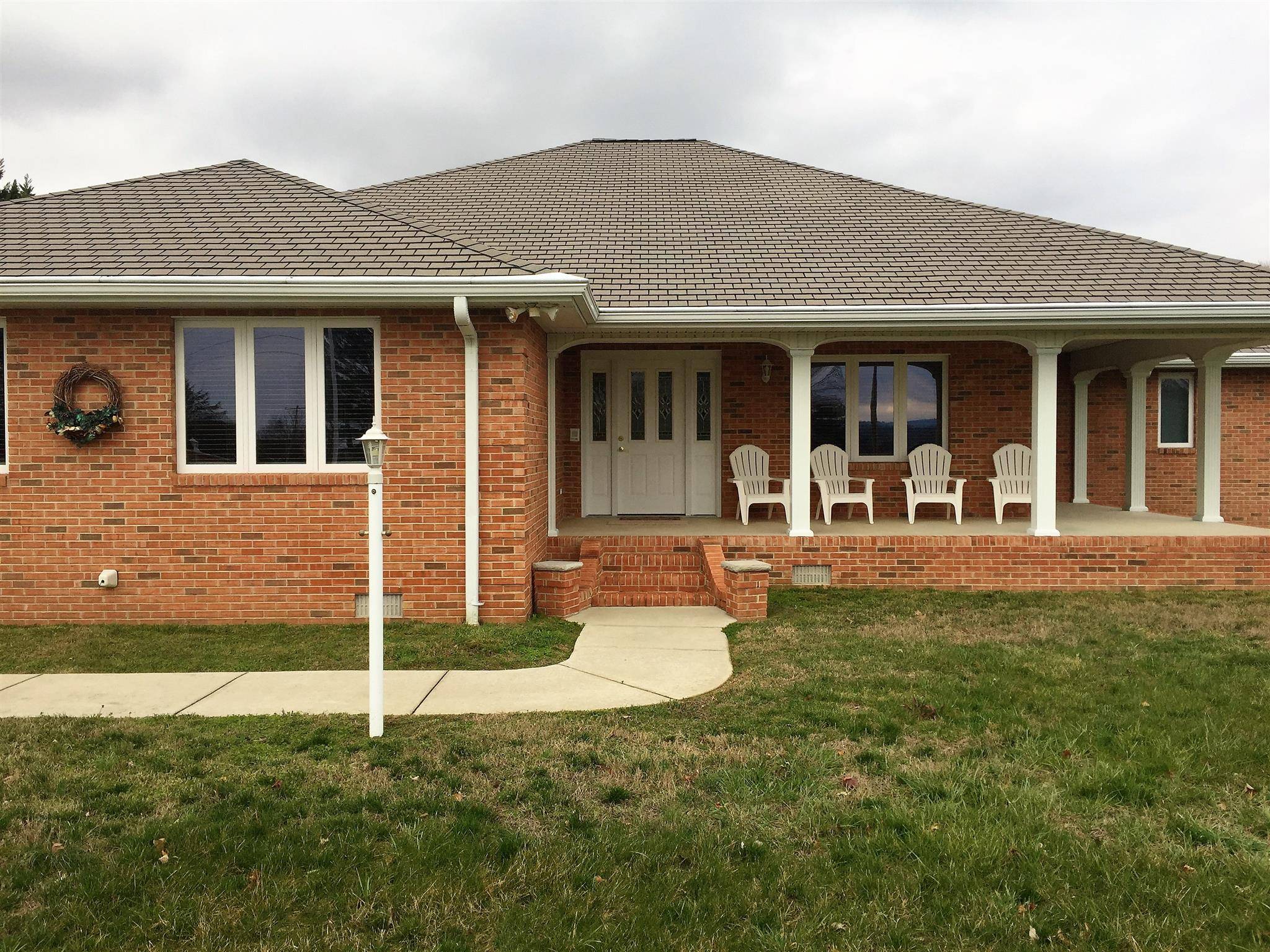 Winchester, TN 37398,53 Lakeview Way
