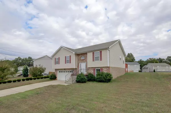 Clarksville, TN 37042,995 Silty Drive