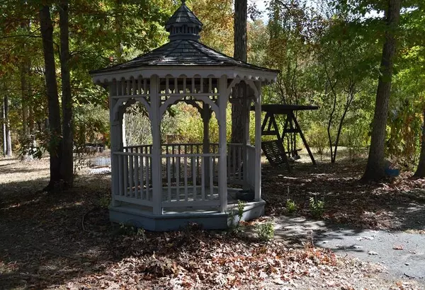 Sewanee, TN 37375,325 Laurel Branch Trl