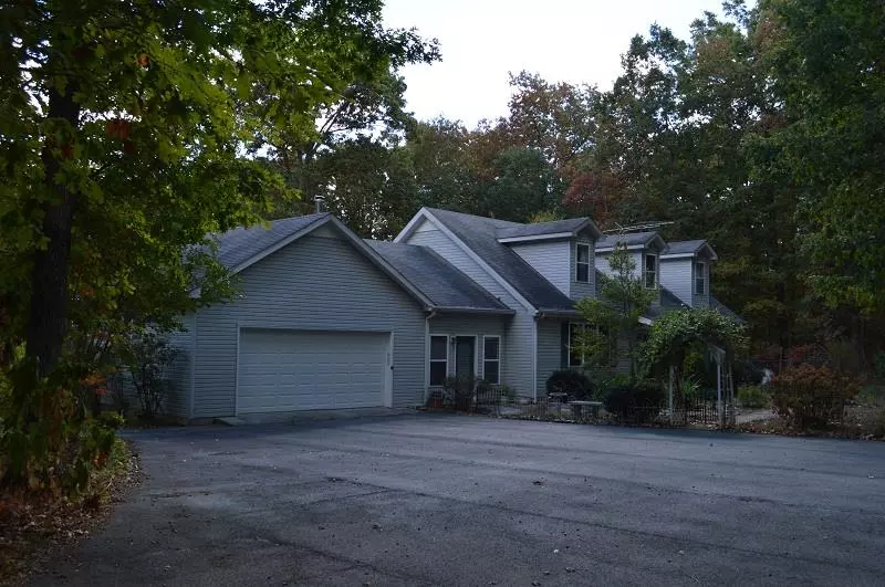 325 Laurel Branch Trl, Sewanee, TN 37375