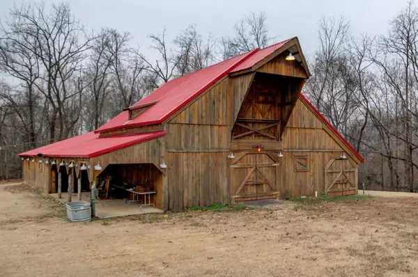 2275 Dotsonville Rd, Clarksville, TN 37042