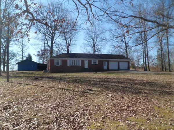 2151 Linden Hwy, Hohenwald, TN 38462