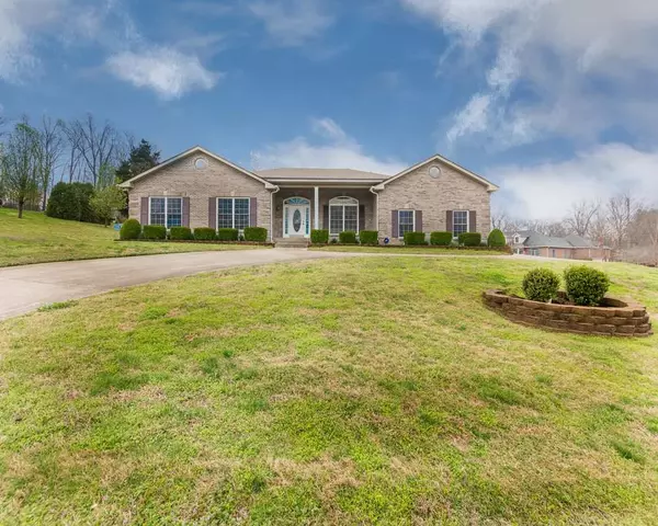 2064 Cobb Meadow Ln, Clarksville, TN 37043