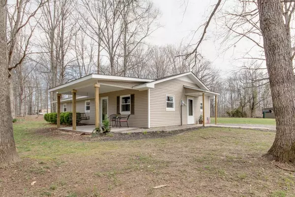 Wartrace, TN 37183,1020 Lambert Ridge Rd