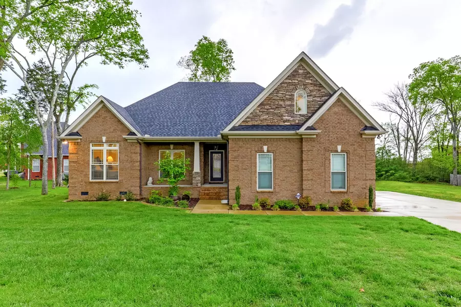 613 Schroer Drive, Murfreesboro, TN 37128