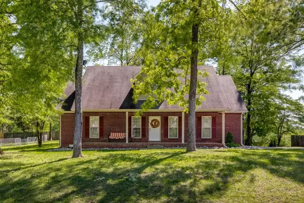 1010 Kaitlynn Cir, Pleasant View, TN 37146