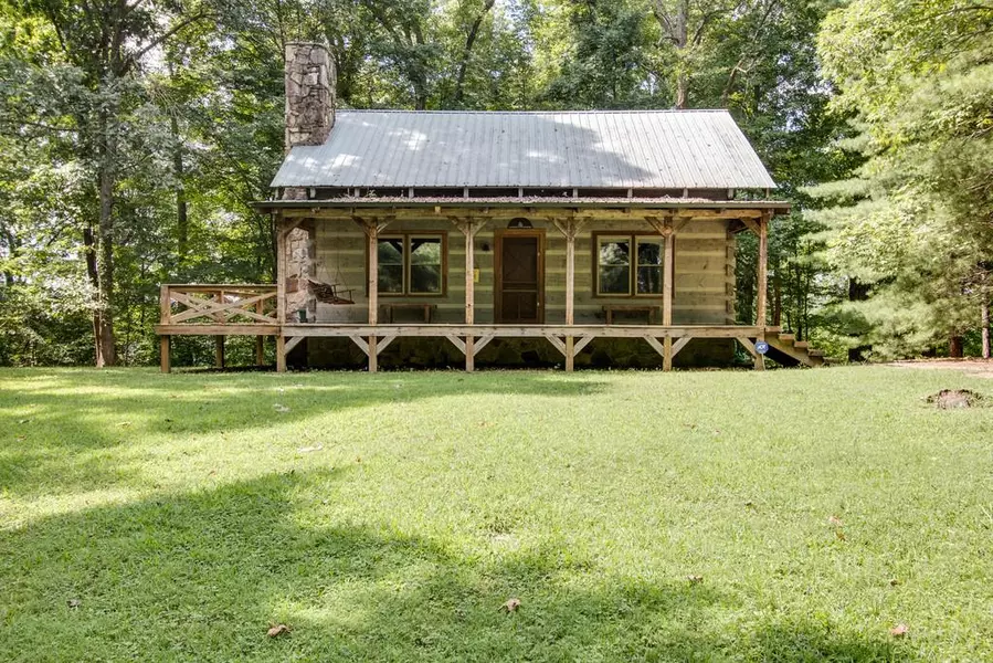 191 Cove Hollow Rd, Lancaster, TN 38569