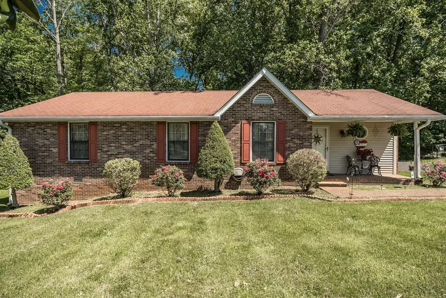 2304 Woodmont Dr, Springfield, TN 37172