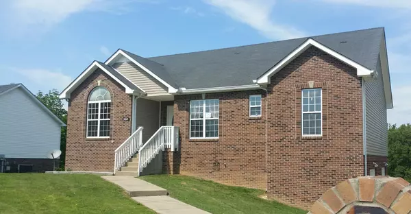 388 Todd Phillips Trl, Clarksville, TN 37042