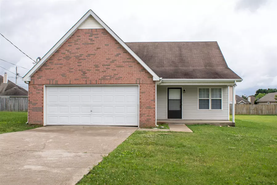 1618 Jo Ann Dr, La Vergne, TN 37086