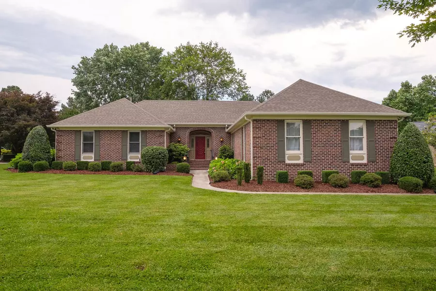 207 KINGSRIDGE BLVD, Tullahoma, TN 37388