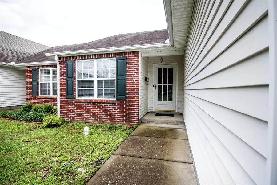 1035 Stonemark Trl, La Vergne, TN 37086