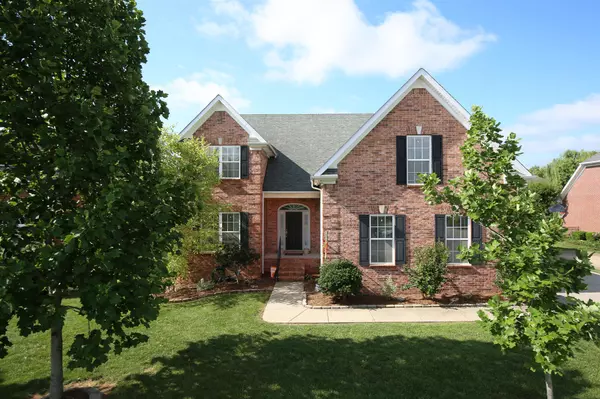 5427 Saint Ives Dr, Murfreesboro, TN 37128