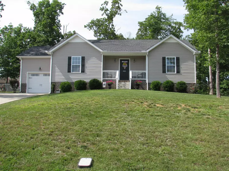 219 Gill Road, White Bluff, TN 37187