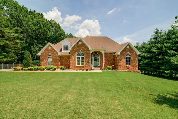 1029 Trent Pl, Pleasant View, TN 37146