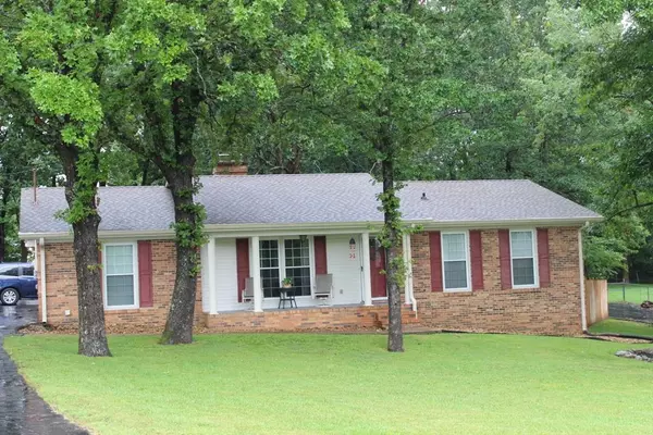 1308 Glenoaks Rd, Shelbyville, TN 37160