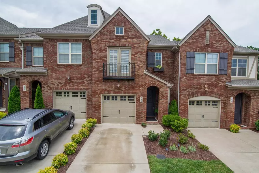 541 Millwood Ln, Mount Juliet, TN 37122