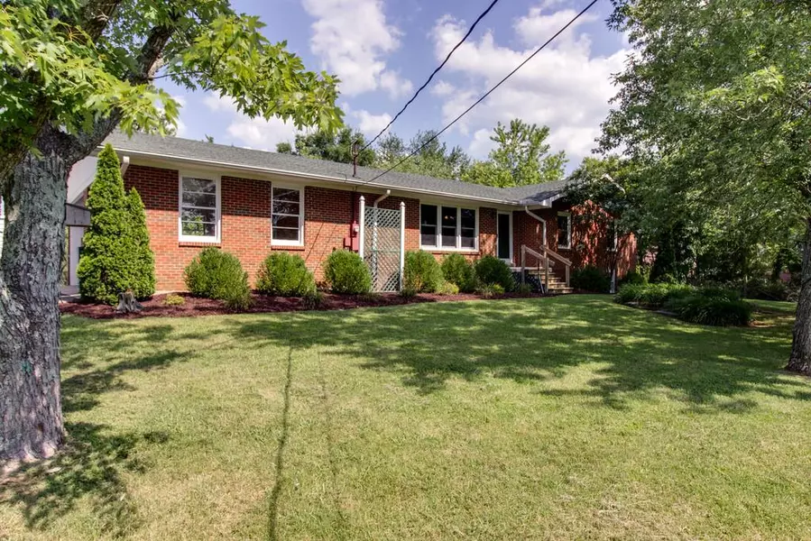 504 Brinkley Rd, Murfreesboro, TN 37128