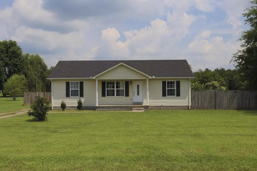 1724 Rock Springs Midland Rd, Christiana, TN 37037