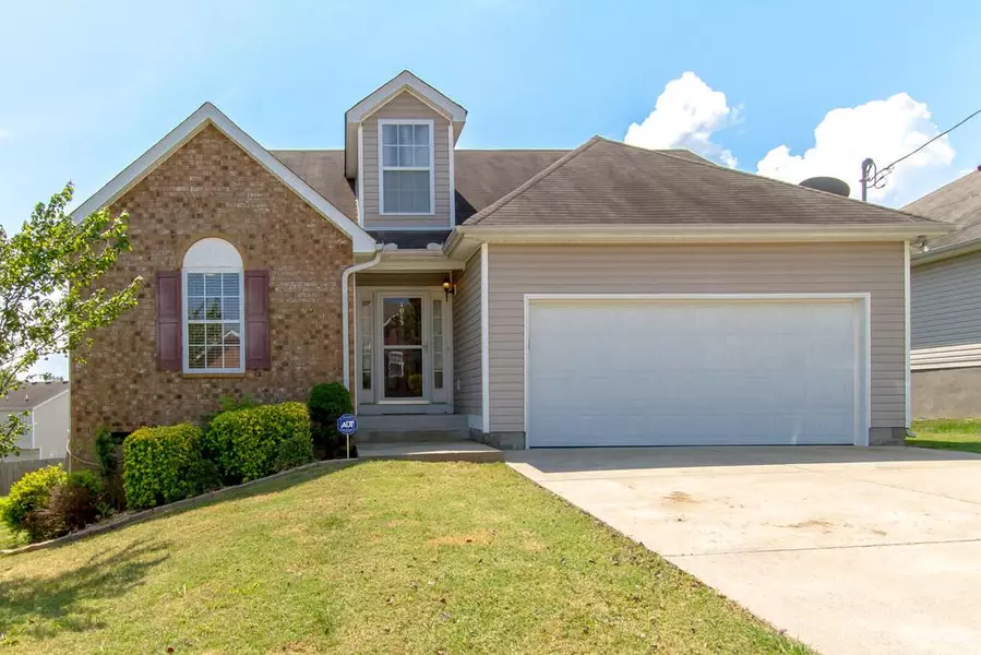 1015 Cheryl Ln, La Vergne, TN 37086