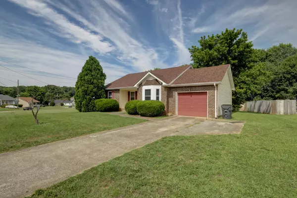 223 Short St, Clarksville, TN 37042