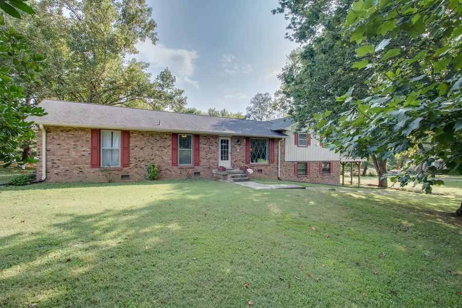 707 Traci Ct, Mount Juliet, TN 37122