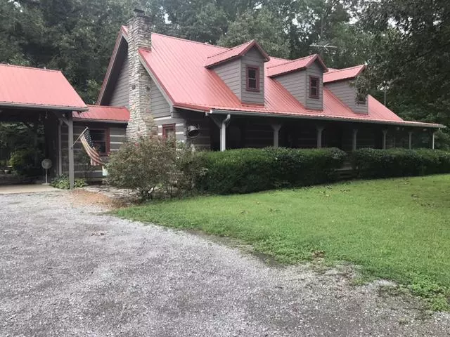 7246 Midland Rd, Christiana, TN 37037